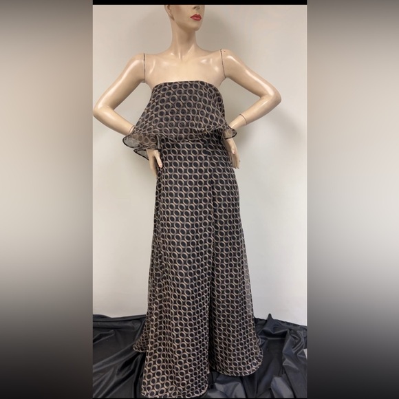 JS Collections Dresses & Skirts - JS collections strapless fit and flare very soft flowey fabric sexy long dress